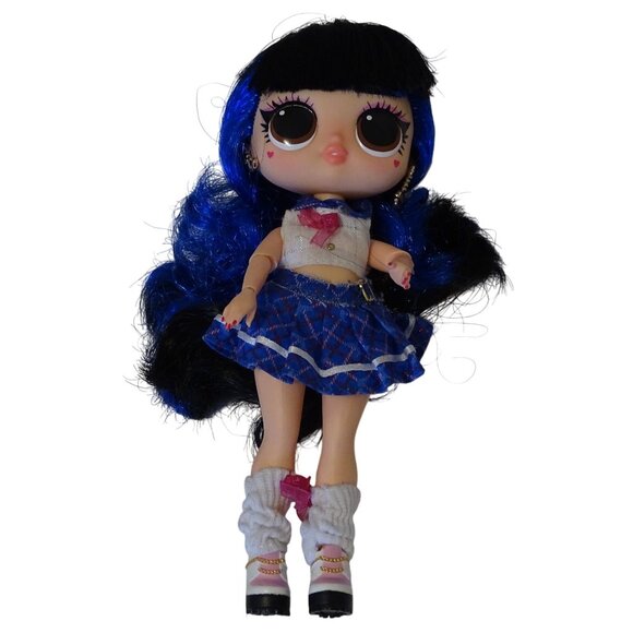 LOL Surprise Tweens Aya Cherry Fashion Doll Blue Black Hair Collectible Series 2 - Picture 1 of 5